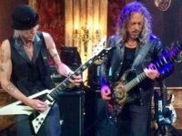 KIRK HAMMETT: Θα συμμετέχει στο επερχόμενο άλμπουμ του MICHAEL SCHENKER