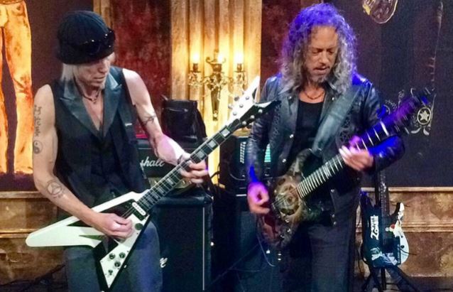 KIRK HAMMETT: Θα συμμετέχει στο επερχόμενο άλμπουμ του MICHAEL SCHENKER