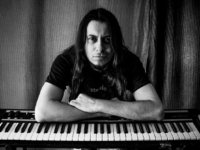 BOB KATSIONIS: Αρχές 2018 κυκλοφορεί το νέο προσωπικό του album από τη νέα δισκογραφική του εταιρεία!