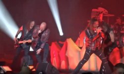 HELLOWEEN: ΔΕΙΤΕ βίντεο οπαδών από την εμφάνιση τους στη Stuttgart στις 11/11!