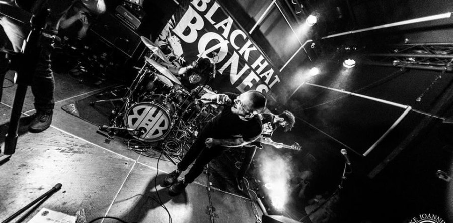 BLACK HAT BONES: ΔΕΙΤΕ το επίσημο βίντεο για το νέο τους κομμάτι “Howl In Me”!
