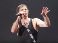 BRUCE DICKINSON: “Ο ναζισμός δεν έχει καμία απολύτως θέση” στην heavy metal κοινότητα!