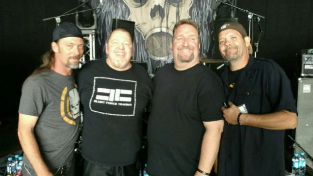 SACRED REICH: Απέλυσαν τον drummer και ιδρυτικό μέλος Greg Hall!