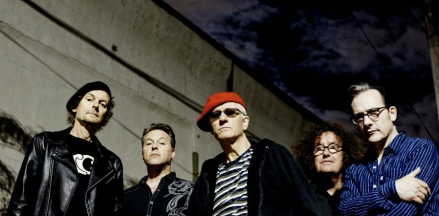 THE DAMNED: Ακούστε το νέο τραγούδι τους ‘Standing On The Edge Of Tomorrow’.