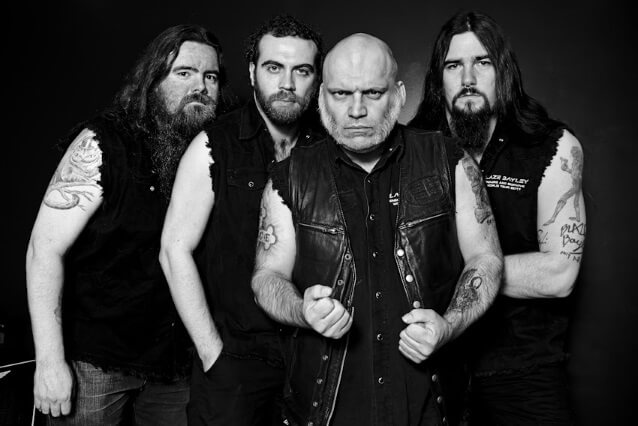 BLAZE BAYLEY: ΔΕΙΤΕ το video για το νέο κομμάτι “Prayers Of Light”, με συμμετοχή του CHRIS JERICHO!