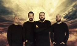 POEM στο Rock Overdose: “Το συναίσθημα ότι ο κόσμος έρχεται για να δει μόνο τους Poem σε μια περιοδεία, είναι μοναδικό”