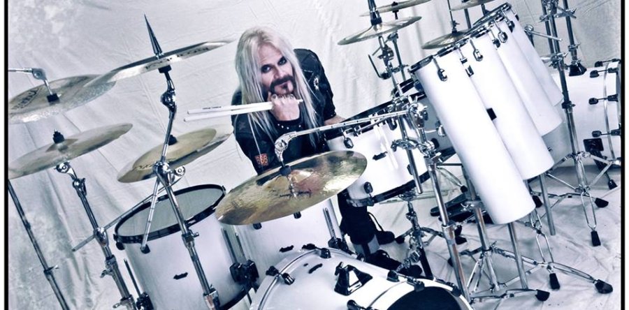 SNOWY SHAW στο Rock Overdose: “Έχω μέσα μου τόση μουσική και δημιουργικότητα που απλά πρέπει να την εκφράσω και να τη βγάλω από το σύστημά μου”.