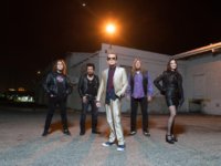 GRAHAM BONNET BAND: Ακούστε το καινούργιο τους τραγούδι ‘Meanwhile, Back In The Garage’.