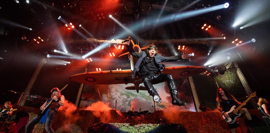 IRON MAIDEN: Δείτε αποσπάσματα από τη συναυλία του συγκροτήματος στο Tallinn της Εσθονίας.