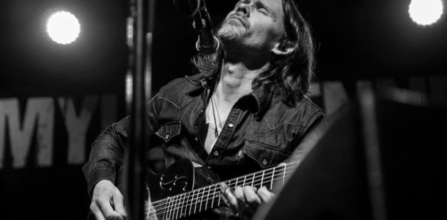 MYLES KENNEDY: Νέο music video από το “The Ides Of March”
