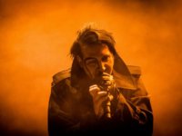 MARILYN MANSON: Ζητάει από οπαδό να βγάλει την μπλούζα των Avenged Sevenfold