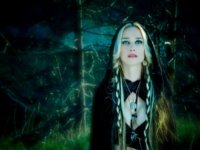 Αυτοκτόνησε η 43χρονη τραγουδίστρια των HUNTRESS,  Jill Janus…