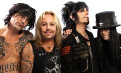 MÖTLEY CRÜE: Δείτε το video για το ΝΕΟ τους τραγούδι με τίτλο “Ride With The Devil”!