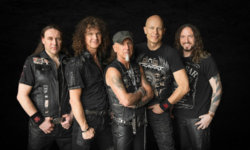 ACCEPT: Δείτε live video από το Wacken 2017 όπου παίζουν την “Symphony No. 40” του Mozart!