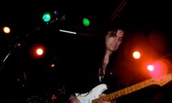 ΚΩΣΤΑΣ ΒΑΡΡΑΣ στο Rock Overdose:”Θέλω να παίξω ζωντανά τον καινούργιο μου δίσκο ‘Neon-Classical’ σε Ελλάδα και Ευρώπη”.