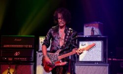 AEROSMITH: Στο νοσοκομείο ο κιθαρίστας τους Joe Perry.