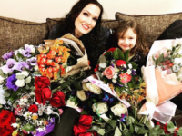 TARJA TURUNEN: Τραγουδάει μαζί με την κορούλα της το “Deck the Halls” στη Μόσχα (Βίντεο)