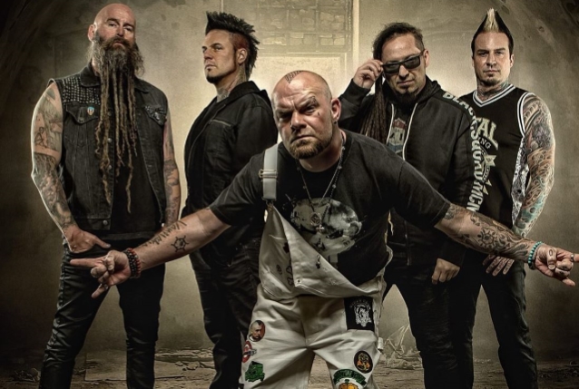 FIVE FINGER DEATH PUNCH: Νέο βίντεο για την διασκευή στο “Blue On Black” των KENNY WAYNE SHEPHERD BAND