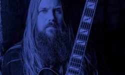 MARK MORTON (Lamb Of God): Δείτε το νέο lyric video του “Cross Off”, στο οποίο συμμετέχει ο αδικοχαμένος Chester Bennington