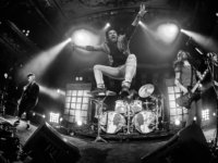 POP EVIL: Νέο video για το ‘Be Legendary’