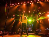 WHITESNAKE: Δείτε το video clip για το νέο τους τραγούδι ‘Shut Up & Kiss Me’.