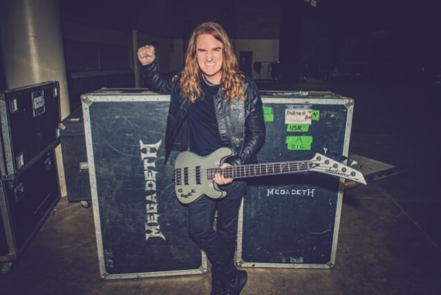 DAVID ELLEFSON: Πήρε την άδεια του MUSTAINE για να κάνει audition για τους METALLICA το 2001