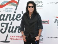 Alice Cooper: O Ιησούς με έσωσε από τα ναρκωτικά