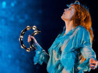 FLORENCE+THE MACHINE: Κυκλοφορούν τα εισιτήρια για τη συναυλία στο Ηρώδειο