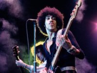 PHIL LYNOTT: Σαν σήμερα πριν 70 χρόνια ήρθε στη ζωή ο θρυλικός main man των THIN LIZZY.