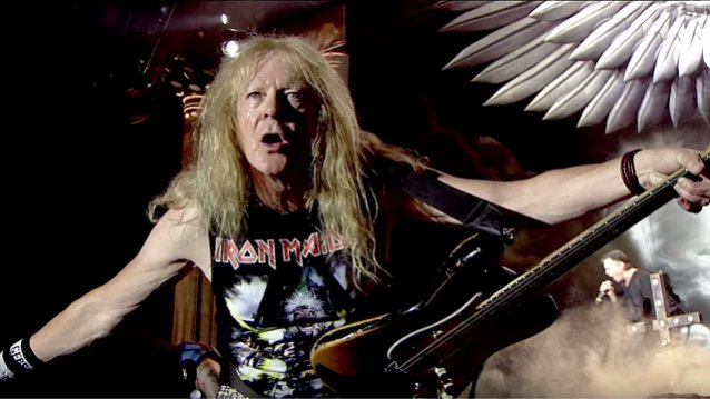 Janick Gers: Toυ έφυγε η κιθάρα από τα χέρια