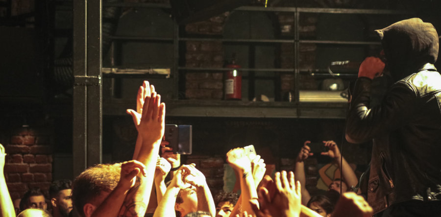 Ανταπόκριση: WHILE SHE SLEEPS, Kin Beneath Chorus, Project Theory @ Eightball, Θεσσαλονίκη (14/09/2019)