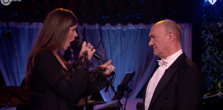 Floor Jansen-Henk Poort: Ερμηνεύουν το ‘Phantom of the Opera’ και ‘τα σπάνε’.