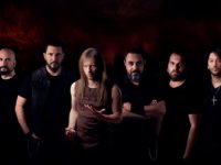 Ακούστε το χριστουγεννιάτικο τραγούδι από τους Βολιώτες SILENT WINTER με τον Mike Livas στα φωνητικά!