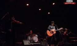 Ανταπόκριση: WATERBOYS @ Piraeus 117 Academy, Αθήνα (22/11/2019)