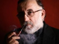 Έφυγε από τη ζωή ο ΘΑΝΟΣ ΜΙΚΡΟΥΤΣΙΚΟΣ