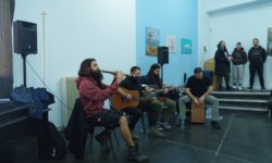 Villagers Of Ioannina City: Παίξανε στο Σχολείο Δεύτερης Ευκαιρίας των φυλακών Κορυδαλλού (Βίντεο)