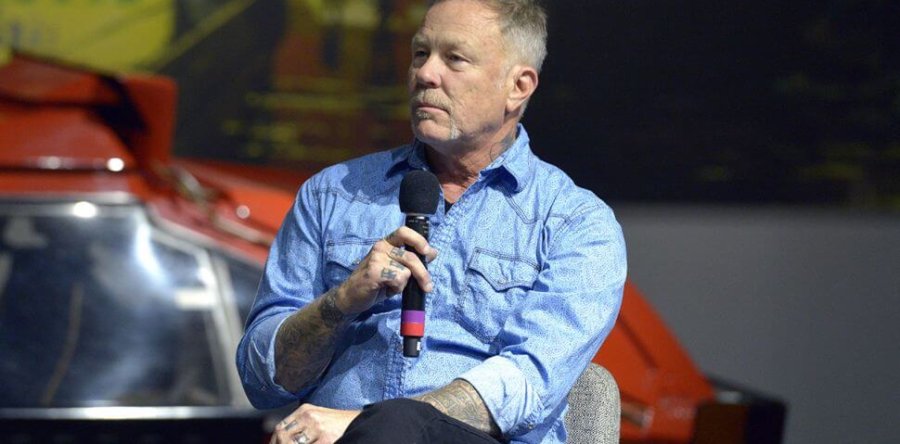 H πρώτη δημόσια εμφανιση του James Hetfield στην εκθεση κλασικών αυτοκινήτων του Los Angeles
