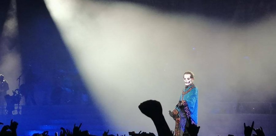 GHOST: Εμφάνιση του νέου ηγέτη Papa Emeritus IV!