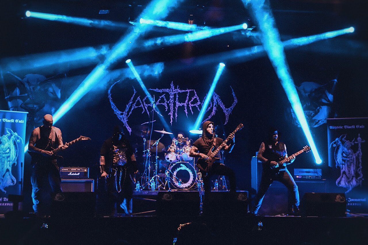 VARATHRON: Κυκλοφορούν live album από την εμφάνισή τους στο São ...