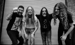 CARCASS: Ακούστε το ΝΕΟ τους τραγούδι ‘The Long And Winding Bier Road’!