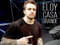 Δείτε τον Eloy Casagrande να διασκευάζει το “People=Shit”.