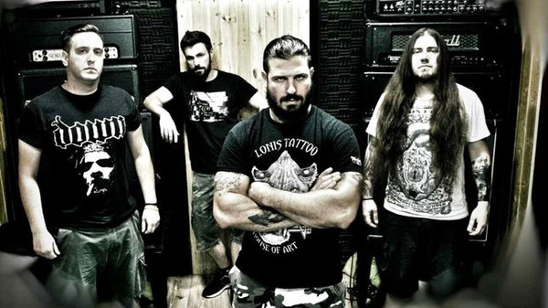 FULL HOUSE BREW CREW: Νέο βίντεο από το επερχόμενο “Bare Knuckle”