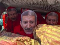 BLUEBALLS: Στο νέο τους τραγούδι “Poder de Locos” κάνουν την “τέλεια ληστεία” (Βίντεο)
