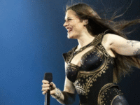 FLOOR JANSEN: Διασκευάζει το “Let It Go” της παιδικής ταινίας Frozen (Βίντεο)