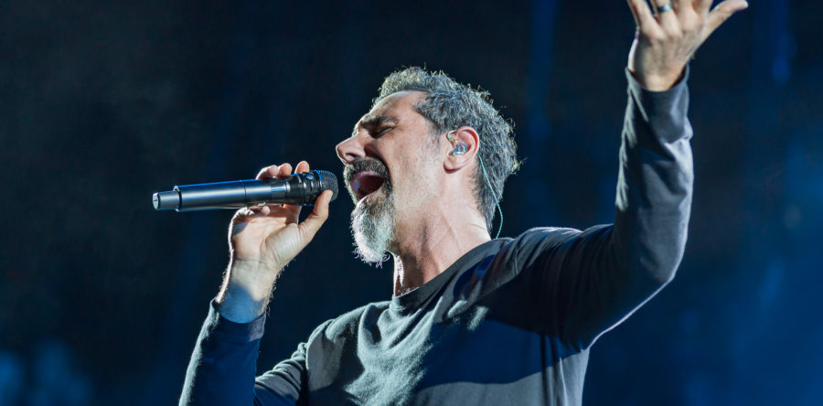 SERJ TANKIAN: Κυκλοφορεί 5 τραγούδια που προοριζόταν για τους SYSTEM OF A DOWN!