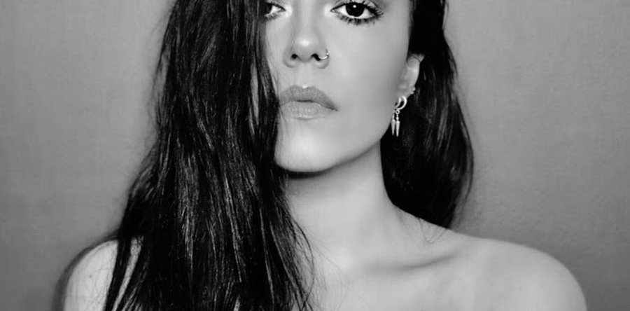 VIOLET ORLANDI: Ακούστε την gothic διασκευή της στους Nine Inch Nails