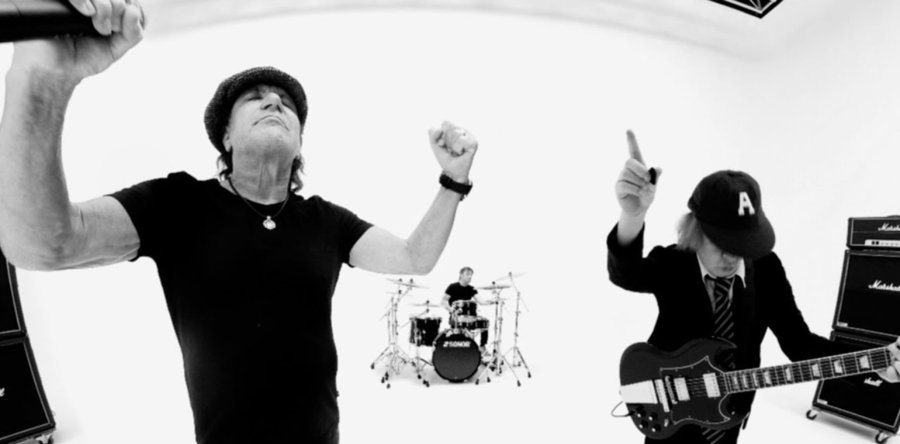 Οι AC/DC ροκάρουν στο νέο τους βιντεοκλίπ για το κομμάτι “Realize”.