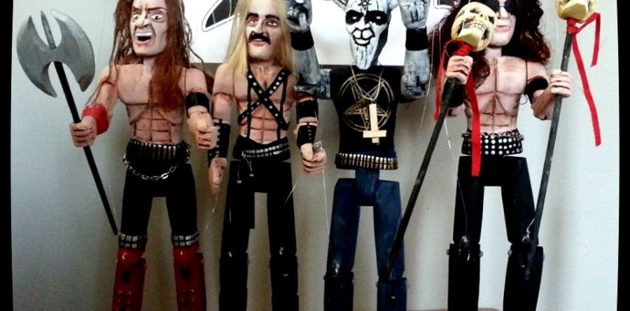 Heavy Metal μαριονέτες με τη μορφή του Rob Halford, του Dio, του King Diamond, του James Hetfield και πολλών ακόμα.