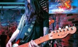 ΜΑΡΙΟΣ ΛΟΥΠΑΣΗΣ: Guitar cover του “Violate” των ICED EARTH!