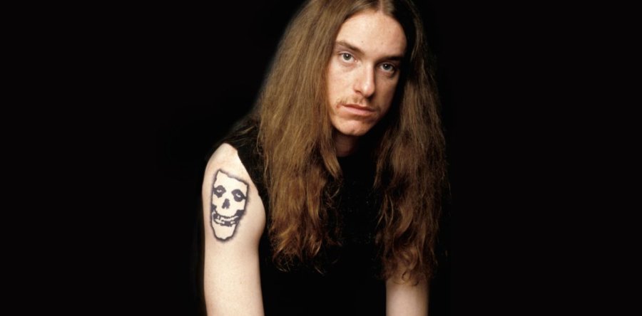 Ανατριχιαστικό ακουστικό υλικό του Cliff Burton να περιγράφει τα μελοντικά σχέδια των Metallica…